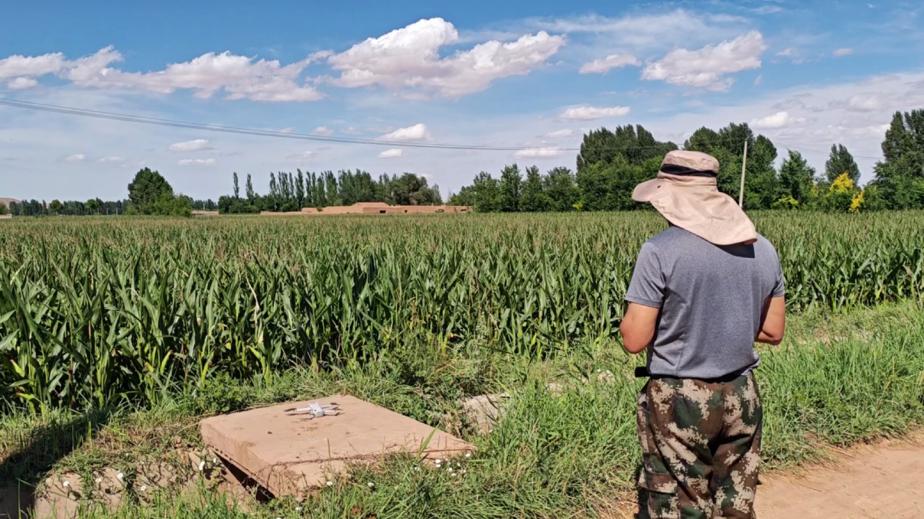 无人机现场扫描作业